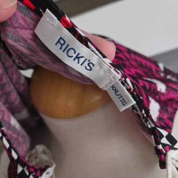 Ladies Dress - Ricki's XXL - Picture 3 of 3